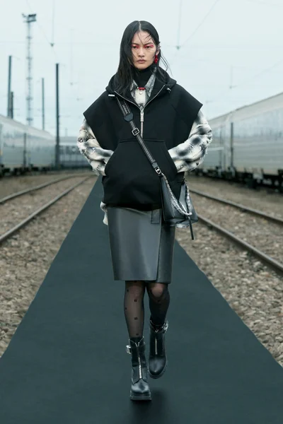 Look 21